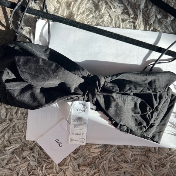 Adika / Edikted black tie front crop top - Picture 1 of 4
